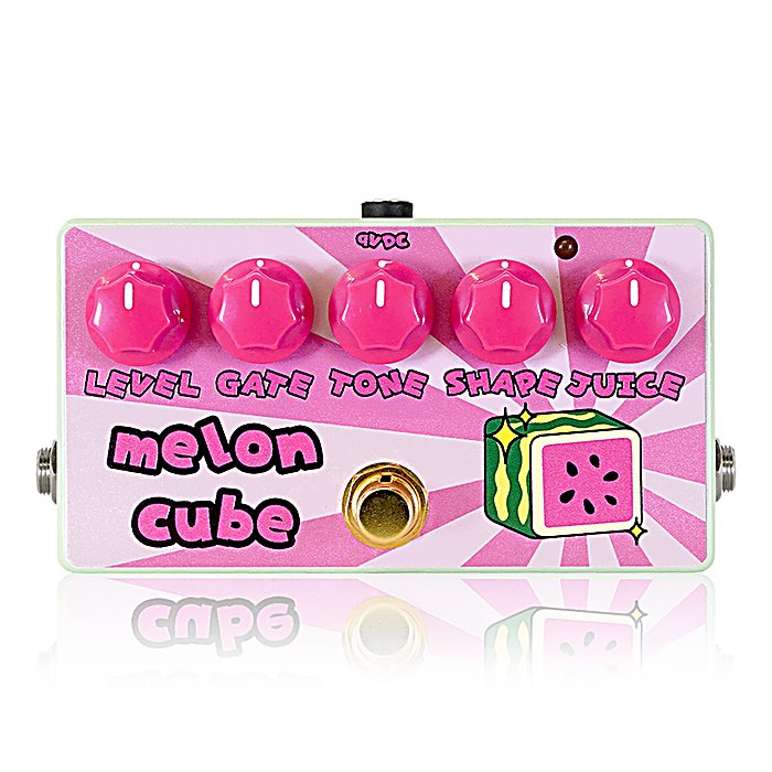FruitFX(フルーツエフエックス) / Melon Cubeの事ならフレンズにご相談ください。 FruitFX(フルーツエフエックス) / Melon Cubeの特長！FruitFX Melon Cube ギターシンセファズ FruitFX(フルーツエフエックス) / Melon Cubeのココが凄い！ギターの音をスクエアウェーブに変換するユニークなペダル。パルス幅変調（PWM）により、分厚いファズからビデオゲーム風のトーンまで個性的なサウンドメイクが可能です。マニア度の高い個性的な音色を求めるプレイヤー向けで、中位の価格帯。5つのコントロールで細かい音作りができます。 FruitFX(フルーツエフエックス) / Melon Cubeのメーカー説明 ■POINT・ギターシンセのようなサウンドのファズ・分厚いファズからビデオゲームのようなトーンまで・ギターサウンドをスクエアウェーブに変換知名度：2マニア度：4FruitFX Melon Cubeは他に類を見ないペダルです。日本が開発した四角いスイカのように、ギターの音をスクエアウェーブに変えます。そのサウンドはシンセサイザーとファズを融合させたような音色です。正確にはパルス幅変調（PWM）と呼ばれるこのサウンドはまさに最高です。分厚いファズから、クラシックなビデオゲーム風リードトーンまで、ユニークで個性的なサウンドを作ることができます。●コントロールLEVEL：音量を調整します。GATE：ギターシグナルにゲートをかけます。TONE：高域を調整します。SHAPE：矩形波の幅を調整します。JUICE：パルス幅に対する電圧をコントロールします。ノブを下げるとファズに近づきます。●使い方1.まず、GATEを最小に、LEVEL FruitFX(フルーツエフエックス) / Melon Cubeの仕様 型番：Melon Cube販売価格：30250円（税抜）電源：DC9V センターマイナス電池駆動：非対応コントロール：LEVEL、GATE、TONE、SHAPE、JUICEエフェクトタイプ：ギターシンセ、ファズ 全て新品。ケーブル・消耗品以外メーカー1年保証書付のでご安心してお買いもの頂けます。FruitFX(フルーツエフエックス) / Melon Cubeの事ならフレンズにご相談ください。 FruitFX(フルーツエフエックス) / Melon Cubeの特長！FruitFX Melon Cube ギターシンセファズ FruitFX(フルーツエフエックス) / Melon Cubeのココが凄い！ギターの音をスクエアウェーブに変換するユニークなペダル。パルス幅変調（PWM）により、分厚いファズからビデオゲーム風のトーンまで個性的なサウンドメイクが可能です。マニア度の高い個性的な音色を求めるプレイヤー向けで、中位の価格帯。5つのコントロールで細かい音作りができます。 FruitFX(フルーツエフエックス) / Melon Cubeのメーカー説明 ■POINT・ギターシンセのようなサウンドのファズ・分厚いファズからビデオゲームのようなトーンまで・ギターサウンドをスクエアウェーブに変換知名度：2マニア度：4FruitFX Melon Cubeは他に類を見ないペダルです。日本が開発した四角いスイカのように、ギターの音をスクエアウェーブに変えます。そのサウンドはシンセサイザーとファズを融合させたような音色です。正確にはパルス幅変調（PWM）と呼ばれるこのサウンドはまさに最高です。分厚いファズから、クラシックなビデオゲーム風リードトーンまで、ユニークで個性的なサウンドを作ることができます。●コントロールLEVEL：音量を調整します。GATE：ギターシグナルにゲートをかけます。TONE：高域を調整します。SHAPE：矩形波の幅を調整します。JUICE：パルス幅に対する電圧をコントロールします。ノブを下げるとファズに近づきます。●使い方1.まず、GATEを最小に、LEVEL以外をすべて最大に設定します。2.SHAPEをコントロールし、次にJUICEを調整します。3.TONEを下げ、音色のバランスを調整し、お好みでGATEを加えます。 FruitFX(フルーツエフエックス) / Melon Cubeの仕様 型番：Melon Cube販売価格：30250円（税抜）電源：DC9V センターマイナス電池駆動：非対応コントロール：LEVEL、GATE、TONE、SHAPE、JUICEエフェクトタイプ：ギターシンセ、ファズ 全て新品。ケーブル・消耗品以外メーカー1年保証書付のでご安心してお買いもの頂けます。