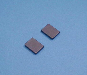 シンワ マグチップ 角型 B-3 19×25mm 2個入 <72155>【 激安 通販 おすすめ 人気 価格 安い 雑貨 磁石 マグネット 接合 黒板 ホワイトボード おもちゃ ホビー 壁 クロス 棚 冷蔵庫】