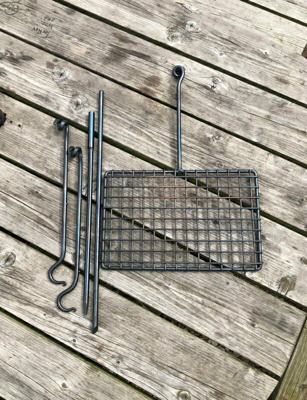 ブッシュクラフト ラージファイヤーグリルアンカー