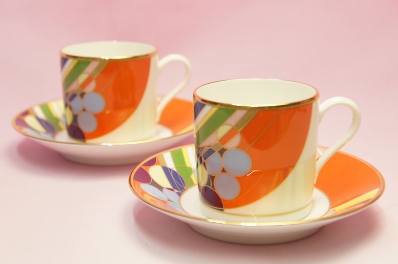 コーヒー碗皿ペアセット 「マーチバルーンズ・フランク・ロイド・ライト デザイン テーブルウェア」(ノリタケ4947J/WP59881)