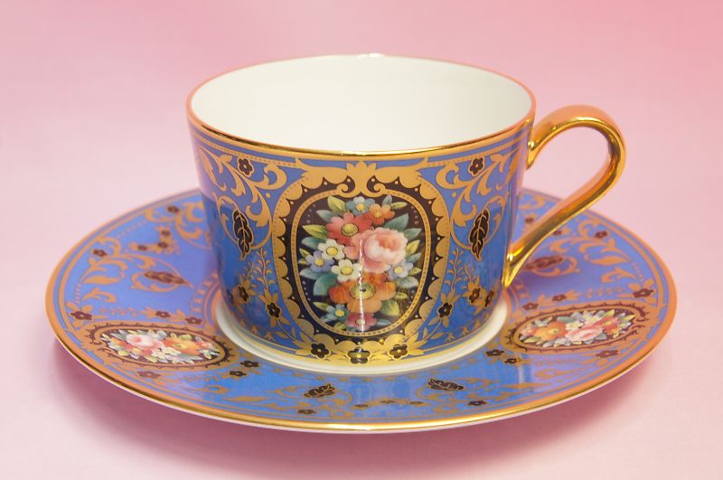 ノリタケ オマージュコレクション 青絵花文 カプチーノ碗皿