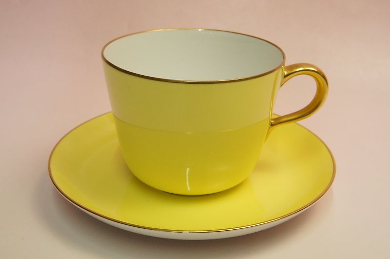 大倉陶園 モーニング碗皿(イエロー蒔き)