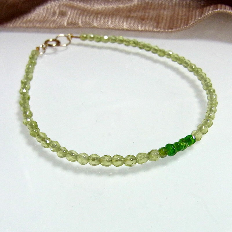 K18 小さなペリドット 18金 ゴールド ブレスレット