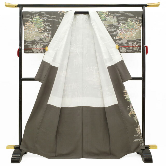 【中古】 訪問着 着物 リサイクル フォーマル 正絹 袷 藍海松茶 こげ茶系 ダークブラウン 手染め 手描き友禅 帝王紫 刺繍 茶屋辻文様 四季の花 松竹梅 金彩加工 金駒刺繍 春 秋 冬 美品 仕立て上がり 身丈166 裄丈68.5 Lサイズ みやがわ sb16408