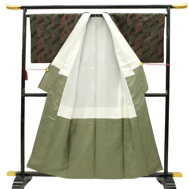 リサイクル着物 みやがわ 中古着物の【中古】 すごい値！ 紬 リサイクル 着物 正絹 袷 絞り こげ茶地 緑 青 赤 菱 カジュアル 中古 仕立て上がり 身丈161 裄丈66 Mサイズ 春 秋 冬 みやがわ nek01025｜アングル3