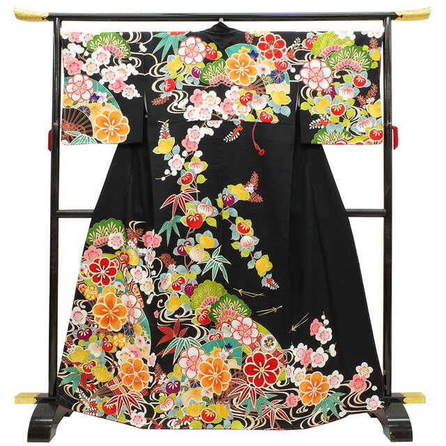 【新古品】 訪問着 着物 リサイクル フォーマル 正絹 袷 黒地 ブラック 花古典柄 花柄 松竹梅 橘 扇 流水 亀甲 金彩加工 金駒刺繍 春 秋 冬 仕立て上がり 仕立て上がり 身丈167 裄丈68 Lサイズ みやがわ sb13740