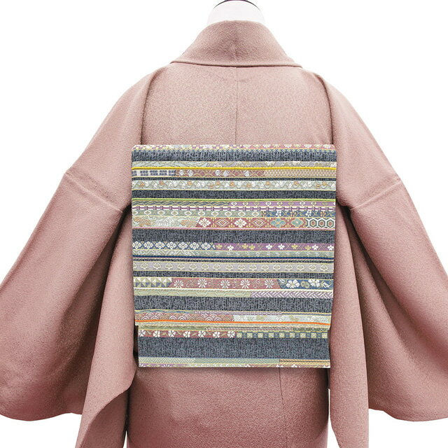 【新古品】 袋帯 リバーシブル 京都 西陣 正絹 未使用 グレー 螺鈿 変わり織 金糸 横段 花 古典 さが美 扱い フォーマル 春 秋 冬 仕立て上がり みやがわ sb51459