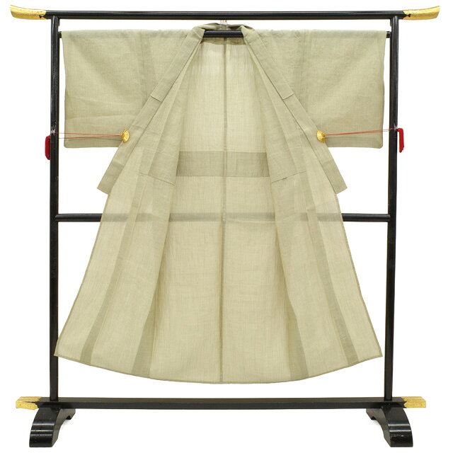 【中古】 男物 夏物 単衣 着物 リサイクル 本場 小千谷ちぢみ 麻 砂色 くすみカラー 無地 カジュアル 夏着物 夏 小千谷縮み 美品 メンズ 紳士 仕立て上がり 身丈146 裄丈72.5 Mサイズ みやがわ sb16773