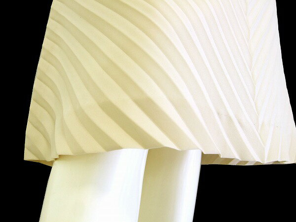 フルフルマーケットの美品【中古】トゥービーシック TO BE CHIC ベージュ 立体プリーツ とろみシフォンスカート 40号/11号 春夏秋 レディース ボトムス｜アングル2