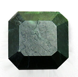 クロムリヒタライト ルース 12.04ct レアストーン 糸魚川市平岩に産出するいわゆるネフライト 新潟県 ..