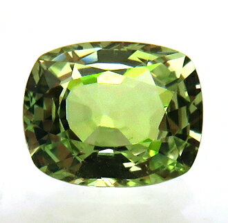 UVで橙に蛍光 クリーン てり良好　ケニア産/ 1.28ct　7.0x5.7x3.7mm/ 宝石名:グロッシュラーガーネット/ 亜種名:バナジウムグロッシュラー　ミントグロシュラー/ 鑑別書の名称:グロッシュラーガーネット/ 産地:Baraka Mine ケニア/ 色:ライトイエローイッシュグリーン(日本色彩研究所)/ インクルージョン:ニアフローレス/ コメント:UVライトで橙に蛍光色/ 鉱物名:灰バンザクロ石　Grossularite/