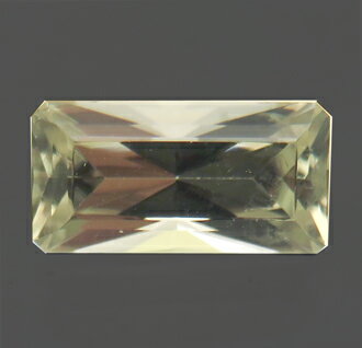 3216【レアストーン 希少宝石】ダイアスポア 1.55ct 淡灰黄緑〜淡桃にカラーチェンジ トルコ 瑞浪鉱物展示館 送料無料 3216【レアストーン 希少宝石】ダイアスポア 1.55ct 淡灰黄緑〜淡桃にカラーチェンジ トルコ 瑞浪鉱物展示館 送料無料