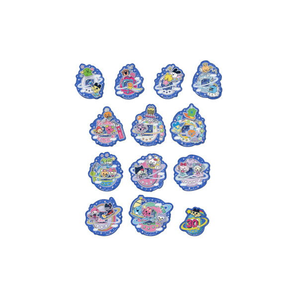 【祝！たまごっち30thキャラマグネッツ　より　13種】 たまごっち30周年を記念してキャラマグネッツが登場～！ 歴代のたまごっちデバイスがラインナップ！ マグネットはラメ＆二層構造のキラキラで立体感のある豪華仕様♪ 『たまごっち』ファン必見のアイテムです！ ※こちらのラインナップに「Tamagotchi m!x/Tamagotchi Uni」は含まれません。 　 　　★☆ラインナップ☆★ ●　たまごっち 白 ●　たまごっち ピンク ●　新種発見!!たまごっち ●　てんしっちのたまごっち ●　祝ケータイかいツー！たまごっちプラス ●　超じんせーエンジョイ！たまごっちプラス ●　ウラじんせーエンジョイ！たまごっちプラス ●　いぇー！ふぁみりーイロイロ！たまごっちプラス ●　Tamagotchi iD L ●　Tamagotchi P′s ●　TAMAGOTCHI 4U ●　Tamagotchi Paradise ●　30周年ロゴ　　　　　　　　　　　　の　13種類です。 ※パッケージ(袋)は13枚お付けしますが中身の種類の確認の為、裏面一部を開封しております。 ・新品未使用 ・サイズ：本体　約50mm ・各ガム　1個入り ※付属のお菓子は賞味期限が切れている場合があります。 賞味期限切れを理由とした返品返金は一切応じません。 また、付属のお菓子についてのトラブル(お召し上がりの際など)は一切免責とさせていただきます。 ・外箱にスレ等が見られる場合がございます。 ※パッケージ(外箱、外袋等)は、商品の梱包と保護を目的としています。商品破損を伴わないパッケージ破損については、商品返品、交換の対象外とさせていただく場合がございますので予めご了承ください。 ・写真と実際の商品とは多少異なる場合がございます。 ・商品によってはメーカー初期段階での色むらや微細な傷等がある場合がございます、ご理解・ご了承の上ご購入ください。 ※ご注文前に【会社概要ページ】を必ずご確認下さい※ ◇在庫について◇ 当店は、当サイト以外でも販売を行っております。 在庫管理には万全を期しておりますが、ご注文のタイミングによって、商品がご用意できない場合 また、商品の目的を達することが出来ない重大な欠点（部品の欠損、電池切れ等）が判明した場合は、ご注文をお断りする場合がございますので予めご了承下さい。