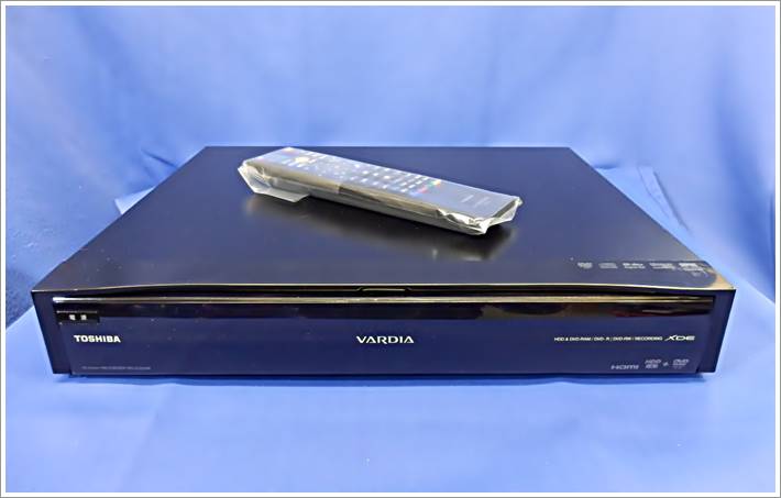 HDD/DVDレコーダー　東芝　VARDIA　RD-S1004K　2010年製　