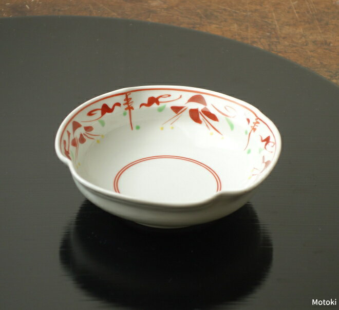 有田焼　赤絵万歴　四方なぶり小鉢