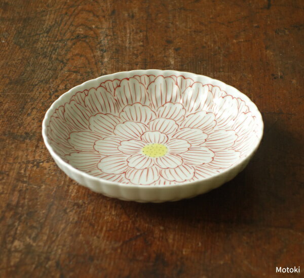 Arita Ware - 有田焼　錦牡丹菊型4.5寸皿