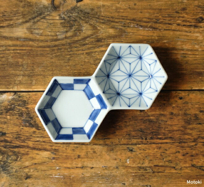 China - 伊万里焼　市松麻の葉（青）亀甲二品盛