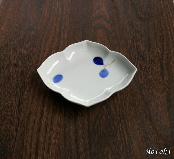 Arita Ware - 有田焼　葉紋　桔梗菱型小皿