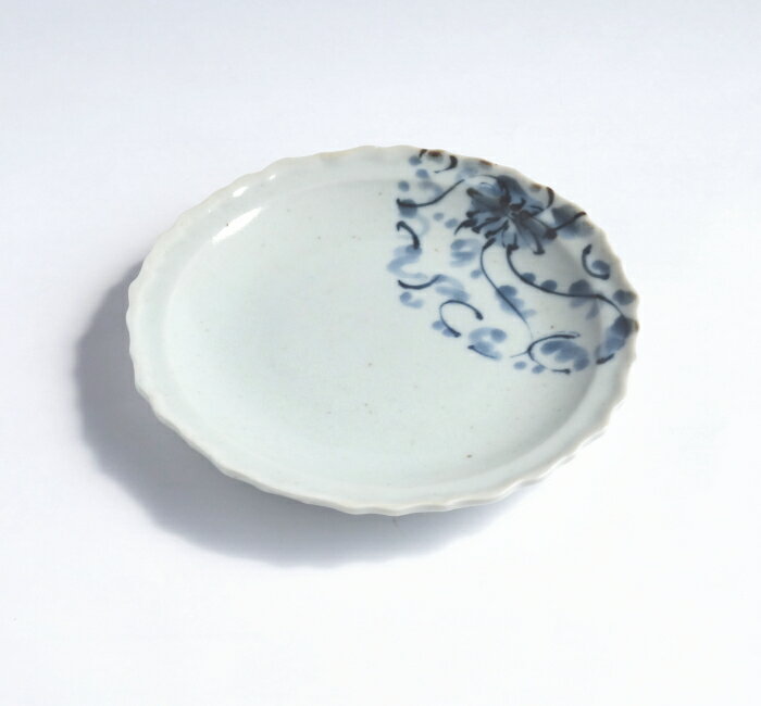 有田焼 菊唐草輪花小皿