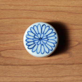 伊万里焼 菊(青)ミニ丸箸置きの紹介画像2