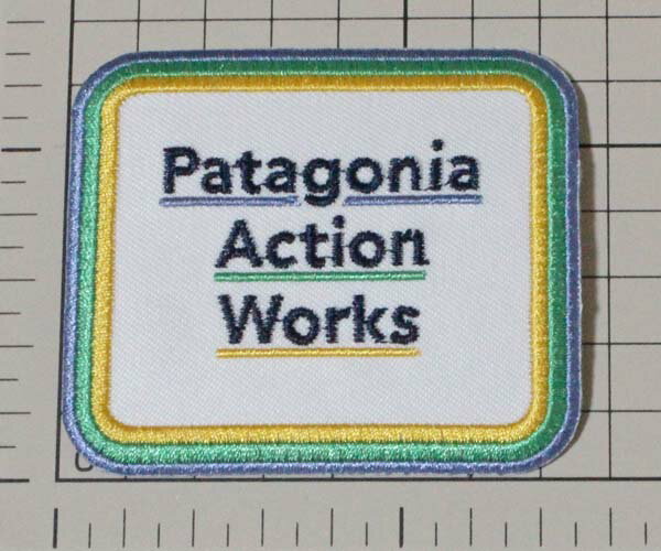 希少 パタゴニア アイロンパッチ アクションワークス ロゴ 四角 PATAGONIA ACTION WORKS 環境 活動 保護 地球 ワッペン ネコポス 新品