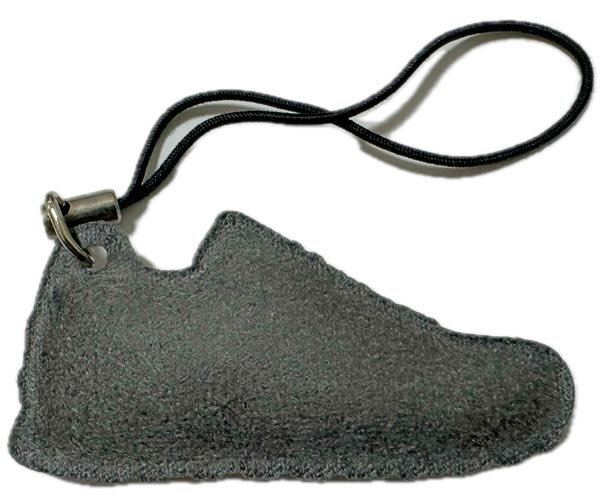 【期間限定ポイント10倍】貴重 ニューバランス ノベルティCM576 携帯 クリーナー レッド NEW BALANCE 576 赤白 非売品 モバイル スマホ 液晶 画面 スニーカー 新品