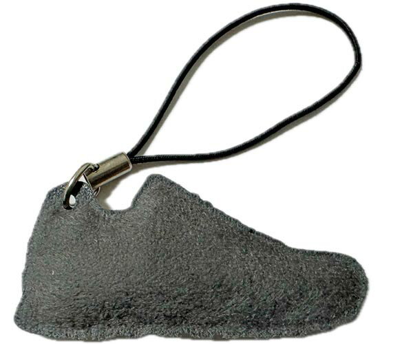 【期間限定ポイント10倍】貴重 ニューバランス ノベルティCM576 携帯 クリーナー レッド NEW BALANCE 576 赤白 非売品 モバイル スマホ 液晶 画面 スニーカー 新品