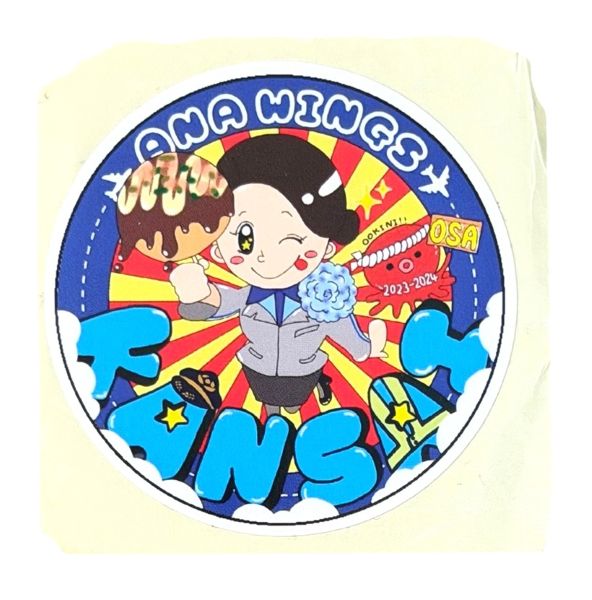 乐天商城 - 【期間限定ポイント10倍】訳有 ANA WINGS 関西 ステッカーKANSAI AIRPORT STICKER イラスト クルー 伊丹 BASE ITM OSAKA たこ焼き 航空機 シール コレクション 新品