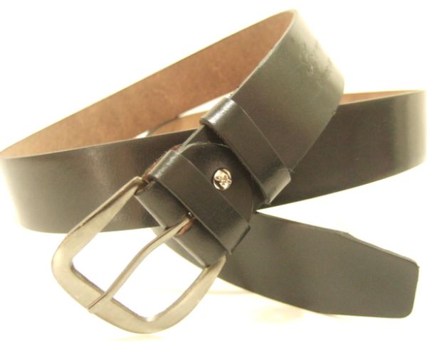 横浜最新 魅惑の本革1枚革レザーベルト Topmanブラック♪99〜134センチ バックル付き ベルト穴有り 送料無料2