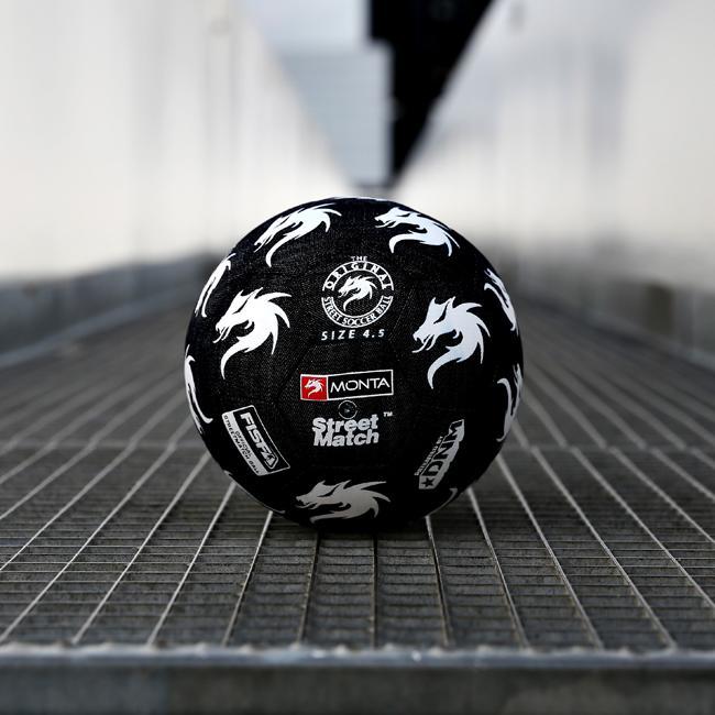 楽天市場 サッカー モンタ ストリートサッカーボール 4 5号球 Monta Blue Dragon Streetmatch Nr ストリートマッチ ドリブル トリック 芸術 路上 家トレ 宅トレ 送料無料 ナカジマスポーツ楽天市場店