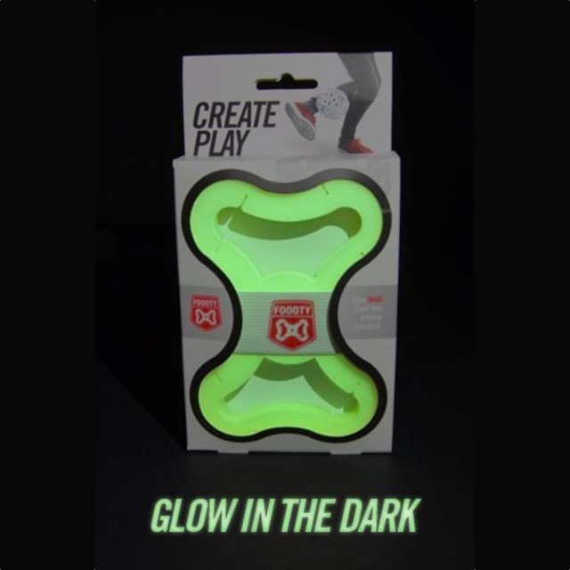 動画必見■FOOOTY（フーティ）夜光/蓄光/グロー/GLOW/レゴ/コーディネーショントレーニング/ボール/BALL/知育/想像力/リフティング/フリスビー/パズル/オランダ/テクニック/サッカー/ラグビー/ワミー【 STOP WAR 】