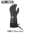 「TEMRES」ブランドに新商品を追加！薄くて軽いアウターグローブ「TEMRES 05overshell」新発売！ 2022年9月、アウトドアグローブブランド「TEMRES」から「TEMRES 05overshell」を発売いたしました。 お手持ちの手袋の上から被せてご使用いただける、雨・風を防ぐアウターグローブです。 ---------------------------------------------------------------------------------------------------------------------------------------------------- 特長 ● インナーと組み合わせて使用できる、アウターグローブです。 ● 防寒用途に使用する場合は、インナーグローブを併用してください。（手袋単体では防寒性はありません。） ● 防水性を持つポリウレタンを手袋の全面にコーティングすることで、水の浸入を防ぎます。(カフ・付属パーツを除く) ● 透湿性と防水性を兼ね備えた特殊なポリウレタンをコーティング。汗などの湿気を手袋外部に放出することで、ムレ感を軽減します。 ● 素材の特長を活かした製品設計により軽量化を実現しました。長時間の使用・持ち運びも苦になりません。 ● 独自に設計したコーティング樹脂・裏布により、優れた柔軟性を実現しています。 ● バックルとドローコードを備えたカフ付きです。 ● 手袋をはめたまま片手で簡単に裾の絞り・リリースができるコードストッパーを採用しています。 ● 片手で簡単に左右の手袋を取り外しできるフロントリリースバックルを使用しています。 ■品名：TEMRES 05overshell ポリウレタン製オールコート手袋（裏布付き） ■カラー：ブラック ■サイズ：L・LL・3L ■素材 樹脂部：ポリウレタン 繊維部：ナイロン、ポリエステル カフ：ポリエステル コード：ポリエステル・ポリウレタン ■備考 ・マレーシア製 ■使用上の注意 ・体質によっては、かゆみ・かぶれ・発疹等をおこすことがあります。異常を感じたら使用を中止し、医師に相談してください。 ・樹脂部でも薬品や溶剤は透過するため、使用しないでください。 ・薬品や溶剤は手袋被膜を透過する可能性があるため、使用しないでください。 ・使用状況により、表面の防水ウレタンコーティングが傷ついたり摩耗すると、液体がしみこむ原因となります。 ・熱いものに触れないでください。火傷するおそれがあります。 ・火元や熱源のそばに置かないでください。燃えたり、変形するおそれがあります。 ・刃物や鋭利なものを使用する作業には十分注意してください。 ・ビレイデバイスの使用時や回転体を伴う作業（ボール盤・面取り盤等）には使用しないでください。手が巻き込まれるおそれがあります。 ・絶縁機能はないため、感電のおそれがある電気作業には使用しないでください。 ・使用後は汚れをよく洗い落とし、陰干ししてください。 ・保管する時には直射日光を避けてください。 ・手袋を廃棄する際は、各自治体の区分に従い適切に処分してください。 ※掲載商品の仕様、デザイン、生産国、発売時期は予告なく変更する場合がありますので、あらかじめご了承ください。 ※掲載画像の色彩は、実際の商品と多少異なる場合があります。※ネコポス発送となります。配達日、配達時間の指定はできませんのでご了承ください。 #NAKAJIMASPORTS#KAHOKUTOWNアウトドア：TEMRES 05 OVERSHELL テムレス 05 オーバーシェル/アウターグローブ/トレッキング/登山/スキー/スノーボード/スノボ/バックカントリー/ハイク/キャンプ/アクティビティ/防水/通気性/フィット/丈夫/しなやか/ショーワグローブ/バックル/ドローコード/カフ/