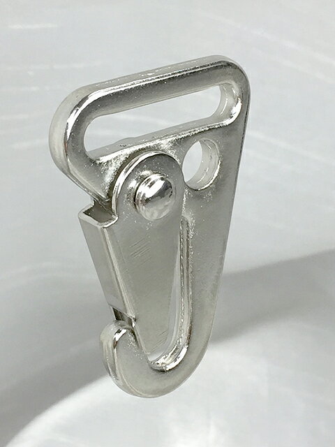 樂天商城 - 三角ナスカン25mm シルバー \おまけあり/　特殊ナスカン お得なまとめ買い 選べるセット 10個おまけ2個 100個おまけ30個 カラビナ リュック にのきん