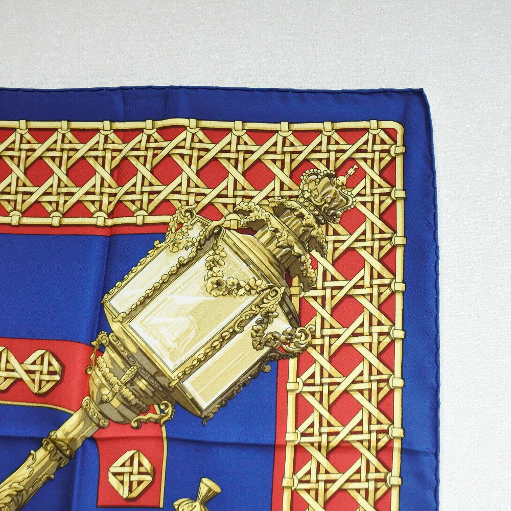 エルメス HERMES カレ90 スカーフ FEUX DE ROUTE シルク 赤/黄色/青 Carree90 レディース【中古】A+ランク