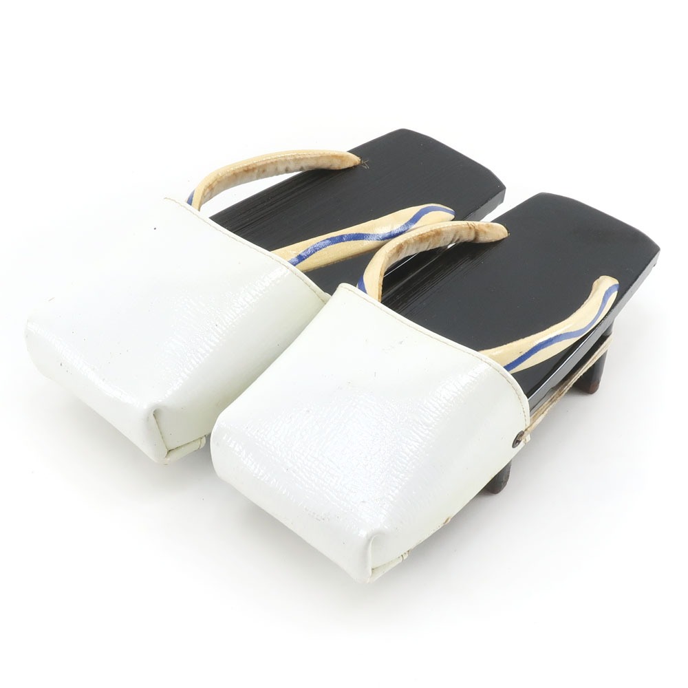 【スーパーセール10%OFF対象】履物 下駄 雨よけカバー付き 草履 和装小物 木製 23cm ブラック Footwear Geta with rain cov...