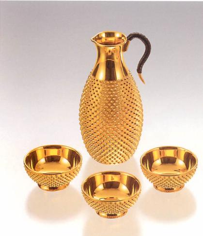 【内閣総理大臣賞受賞　金工作家　光　則　作】純金　酒器セットB（霰）　千呂利×1　猪口×3