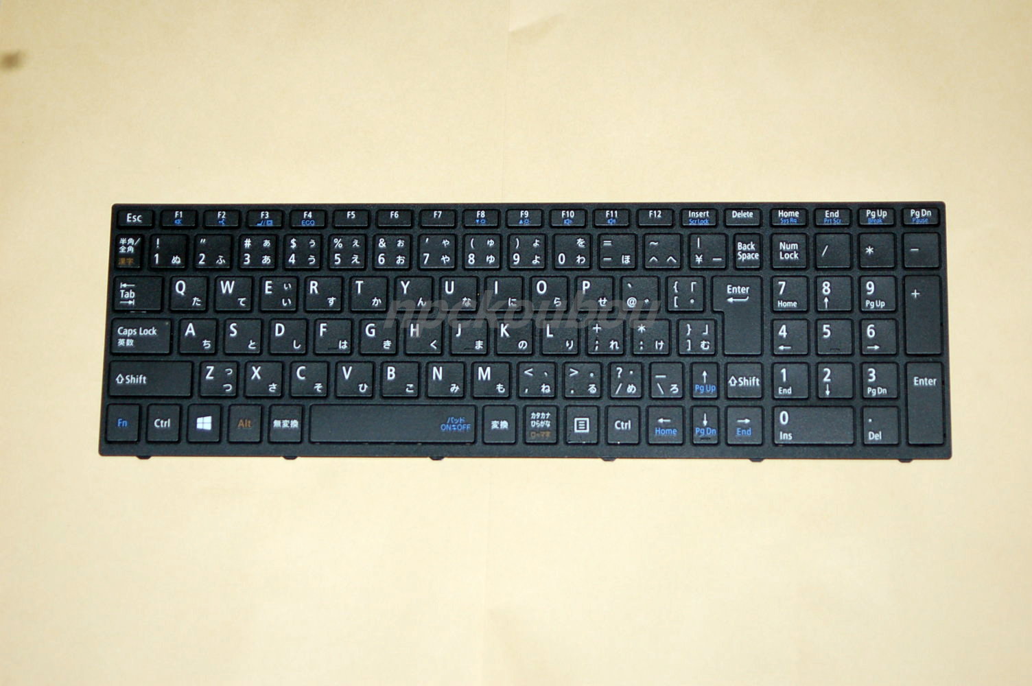 ■中古美品■NEC LaVie E LE150/S2W LE150/S1W 日本語キーボード　黒☆ノートパソコンキーボード交換用☆