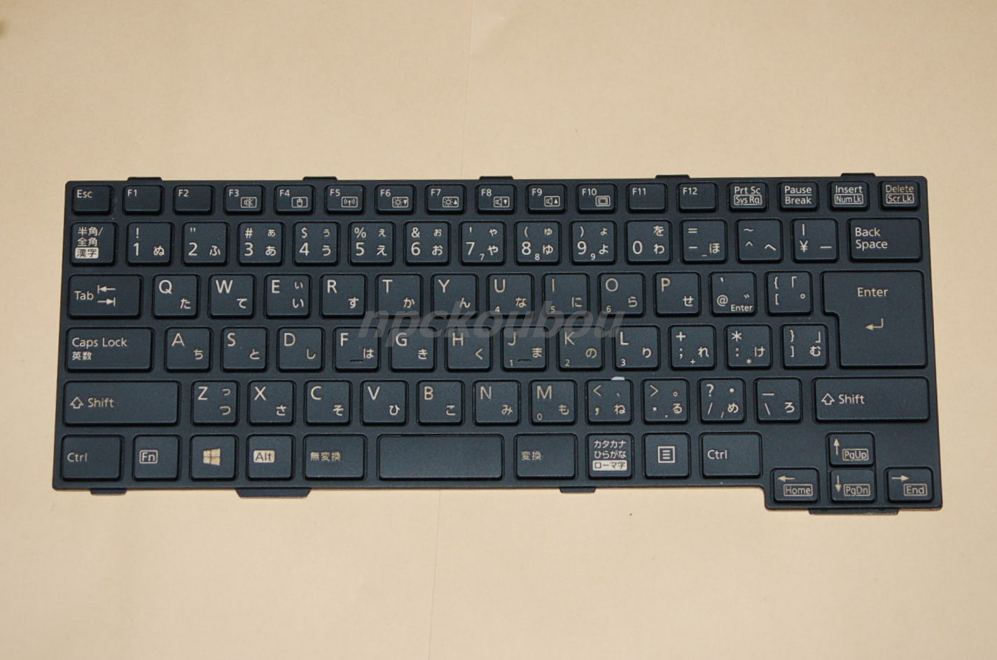 ■中古■富士通 FMV-BIBLO MG/G70 MG/G73 MG/G75キーボード 黒