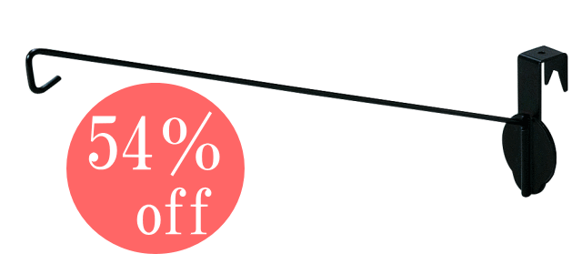 柱の隙間に引っ掛けて使う提灯吊具 ■お盆提灯の意味■ お盆に提灯を吊るすのは、迎え火・送り火の意味があるとされています。本来はオガラなどで火を焚きますが、現代の家庭事情などから、提灯を吊るすことが多くなっています。13日の夕方から16日の夕...