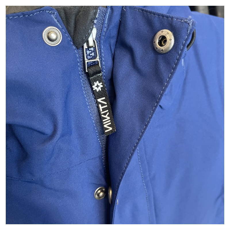 【OUTLET】 NIKITA SITKA JKT NAVY Sサイズ ニキータ シトカ ジャケット JACKET スノボウェア レディース スノーボード スキー 型落ち アウトレット 日本正規品