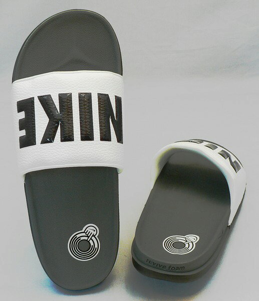 【ナイキ29cm】オフコートスライド：白×黒×グレー(BQ4639 001 OFFCOURT SLIDE)：ビ...