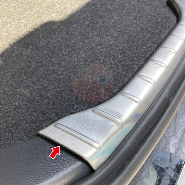 【ポイント10倍】トヨタ ヴォクシー 90系 2022年 ラゲッジスカッフプロテクター ガーニッシュ ステンレス（ヘアライン仕上げ）ドレスアップ アクセサリー カスタム パーツ 内装 VOXY 1PCS 5627