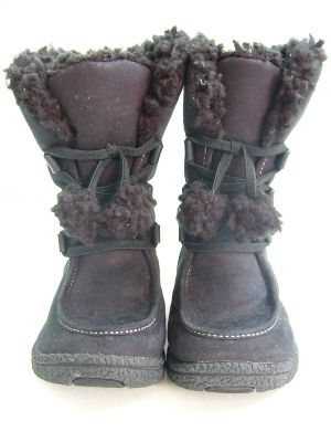 ★揺れるポンポン飾り♪★【OshKosh/オシュコシュ】★キッズボアブーツ★ブラック★17.0cm/EE★雪道でも滑りにくいソール★かわいい♪★【中古】【あす楽可】