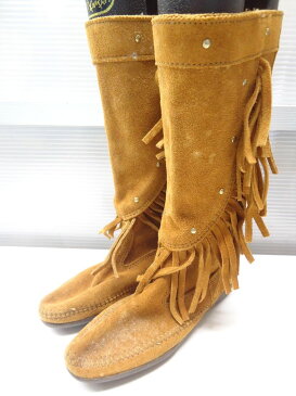 MINNETONKA/ミネトンカ■6(22.5cm〜23.0cm)■Women's Calf Hi Fringe Boot ウィメンズ カーフハイフリンジブーツ 1222■BROWN/ブラウン/茶色■本革◎Vライン上のフリンジにゴールドスタッドがいいアクセントになっています♪【中古】