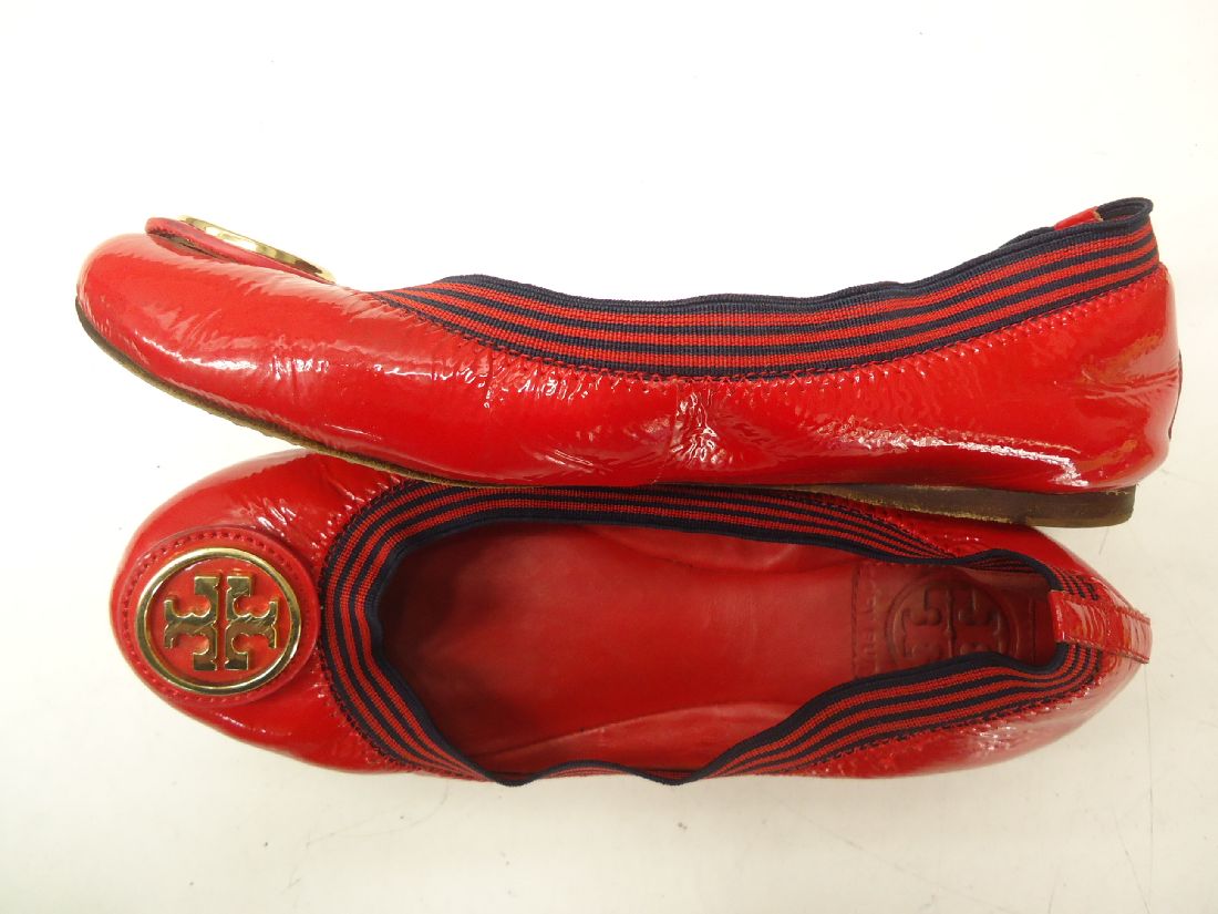 TORY BURCH/トリーバーチ■35M(22.0cm)■レディース エナメルレザー フラットシューズ バレエシューズ パンプス■RED/レッド/赤色■沢山歩いても疲れにくく歩きやすい◎高級感と履き心地を両立するプレミアムなバレエパンプス☆【中古】