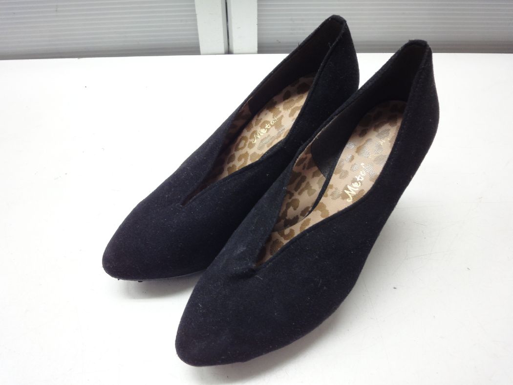 状態良好◎Metal Rouge/メタルルージュ■22.5cm■スエード Vカット パンプス■BLACK/ブラック/黒■高品質の日本製◎内側、インソールはレオパード(ヒョウ柄/豹柄)デザイン☆【中古】