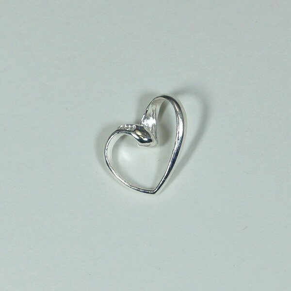 シルバー925　ペンダントトップハート　12x13mm