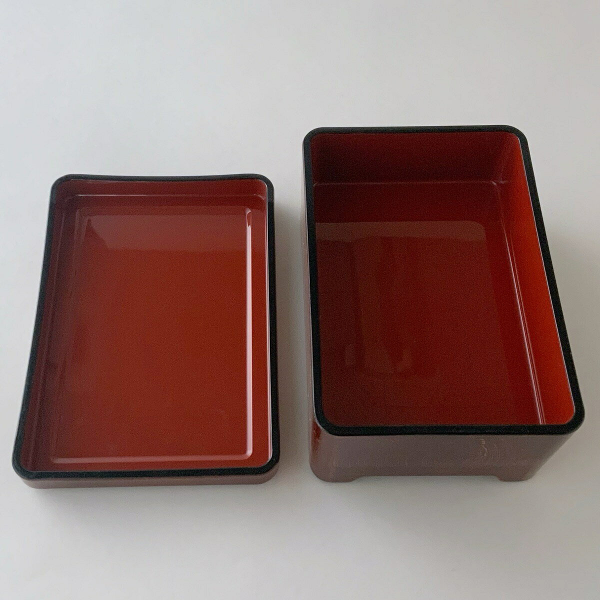 かっぱ橋道具街TAKASO ONLINEの【在庫あり】D.X長手重 うず潮内朱塗 /漆器/高級丼重/懐石用/うな重/器/うな重箱/和食器/業務用/お重/かつ重/鰻/土用の丑の日/うなぎ/1-568-9/9-819-7/若泉｜アングル3