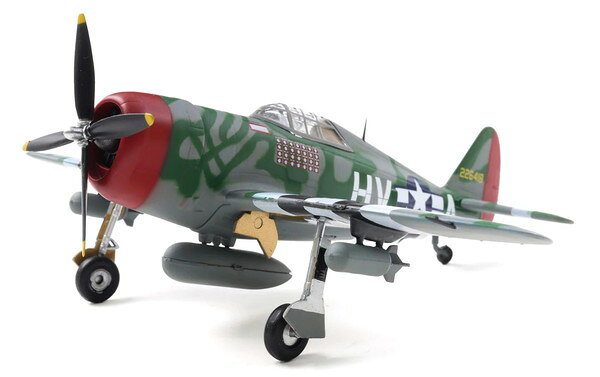 【送料無料】 Militaria 1/72 WARBIRDSシリーズ P-47 サンダーボルト フランシス・S・ギャビー・ガブレスキー中佐 アメリカ陸軍航空軍 完成品 MWB27298