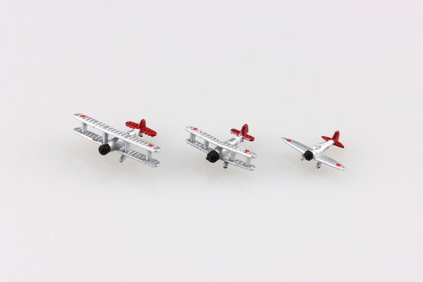 【送料無料】　アオシマ 1/700 ウォーターライン No.557 日本海軍 96式日本航空母艦艦載機 プラモデル